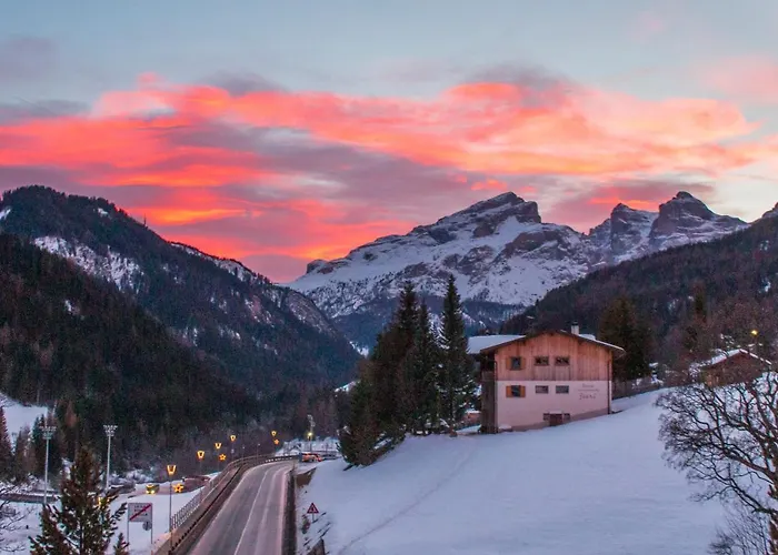 Albergo centrale: Garni Juri